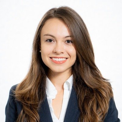 Catalina casas headshot 2 400 0x156x1066x1067 q85